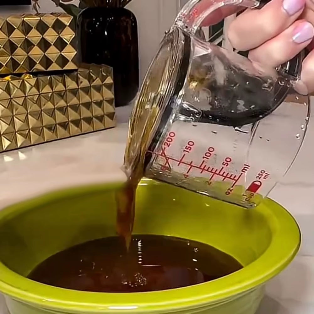 Revolutionize Your Cooking with the Adjustable 4-in-1 Multi-Functional Measuring Cup – Perfect for Precise Measurements and Effortless Cleanup!